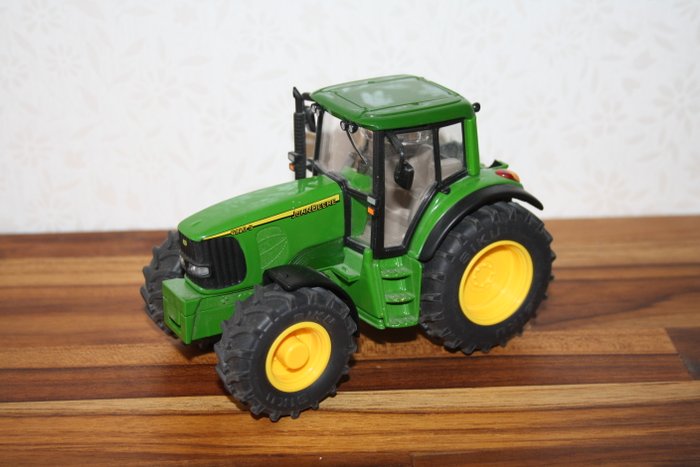 Siku Control John Deere 6920S scale 1:32 with charger and parts