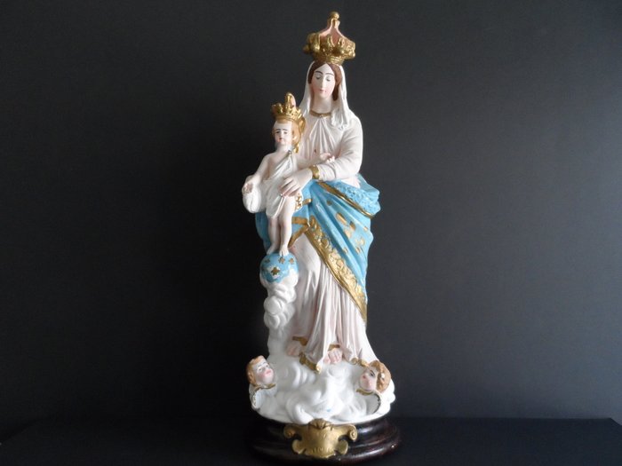 Maria statue, Notre Dame Des Victoires