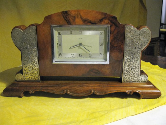 MAUTHE MONET table alarm clock - Art Deco period - Burr walnut and 800 silver 