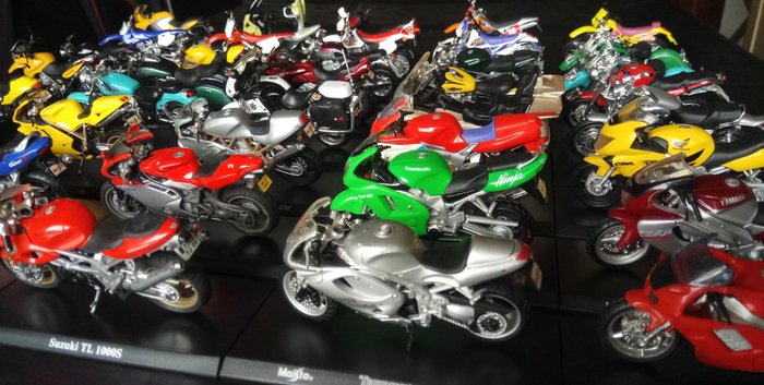 40 Miniature Motorcycles - Maisto and Majorette Brands - 1/18 Scale - From 1980/2000