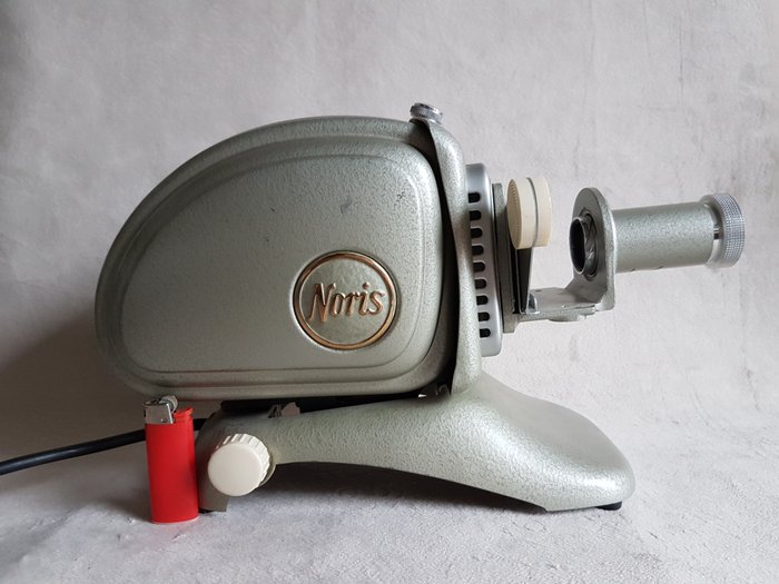 Noris Trumpf - Slide projector - made in 1955