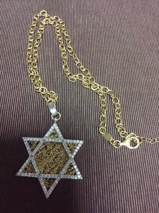 Necklace 18k with "Star of David"