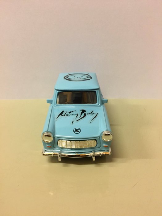 U2 Achtung Baby Model Trabant - Promo memorabilia