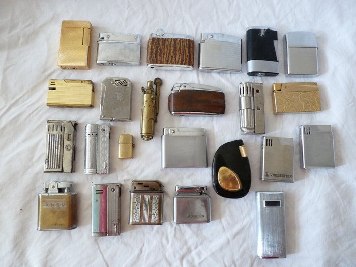 24 old lighters Ronson, Imco, Flaminaire, Rowenta gas and Petrol from about 1940