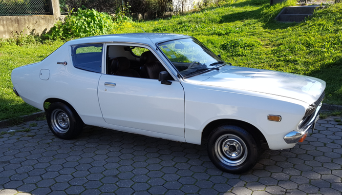 Datsun 120Y-Coupé-1974