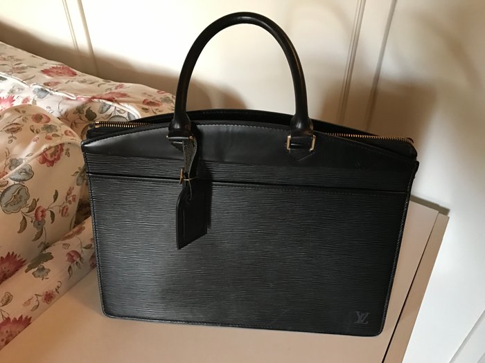 Louis Vuitton – Riviera Epi leather – Handbag - Catawiki
