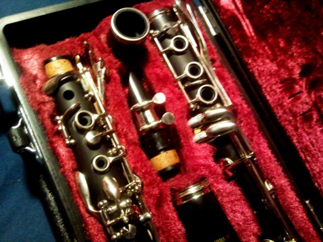 Yamaha clarinet YCL 34-II