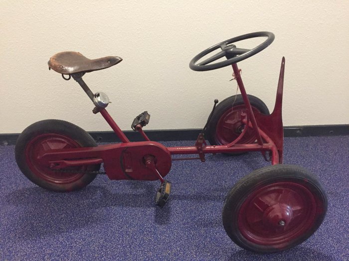 Authentic antique tricycle - 100 x 70 x 60 cm - 1940s