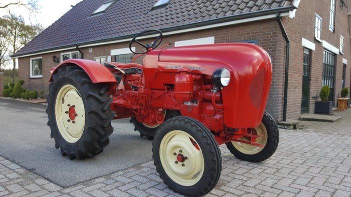 Porsche - tractor Junior 109 - años sesenta