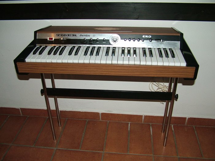 Eko Tiger Junior keyboard organ - 1960s/70s
