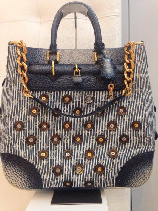 Louis Vuitton limited edition bag - Catawiki