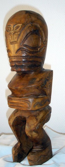 Wooden Tiki statue - Tahiti - French Polynesia