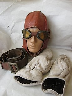 Original german military belt,pilot helmet,gloves and glasses  WW2