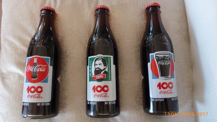 Coca-Cola jubilee bottles from 1986. Norwegian edition.