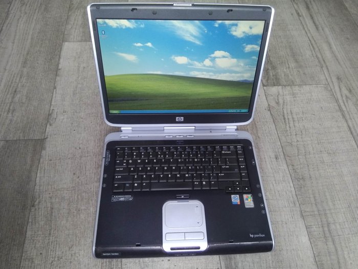 HP Pavilion ZX5000 vintage notebook - Intel Pentium 4 2.66Ghz CPU, 512MB RAM, 60GB HDD, DVD writer, Windows XP - with charger