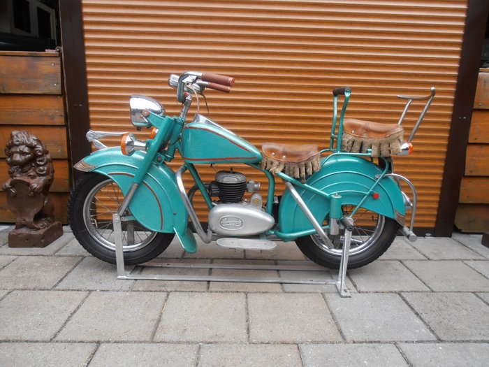 Large Lenaerts fairground motorcycle original 1950s, a top model of fairground motorcycles