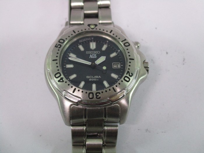 Seiko AGS Scuba Diver 200M Quartz Mens Watch 3M22-0020