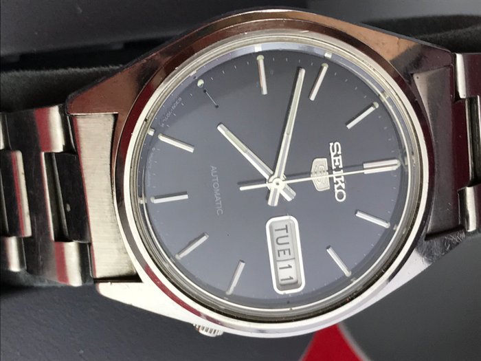 SEIKO 5 wristwatch, 6309 7150 with automatic day and date, September 1991