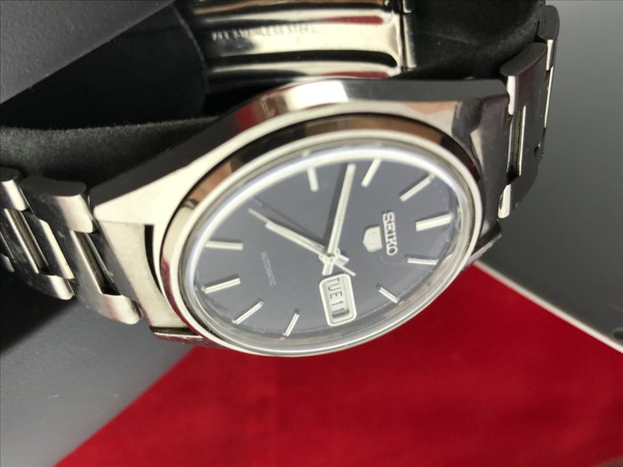 SEIKO 5 wristwatch, 6309 7150 with automatic day and date, September ...