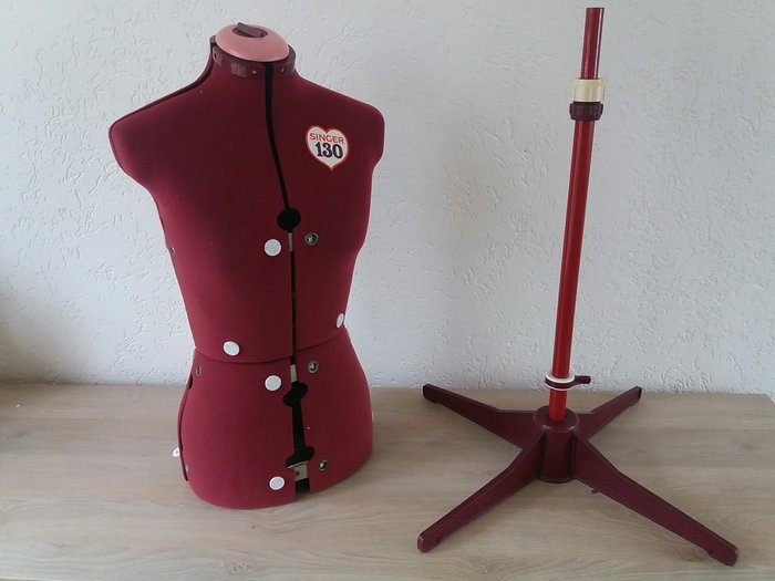 Vintage Singer 130 adjustable dressmaker’s/tailor’s dummy/ mannequin - including original advertising folder and stand -1960/1970 -Netherlands