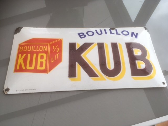 Ancienne plaque emaillee bombee bouillon KUB, 1939