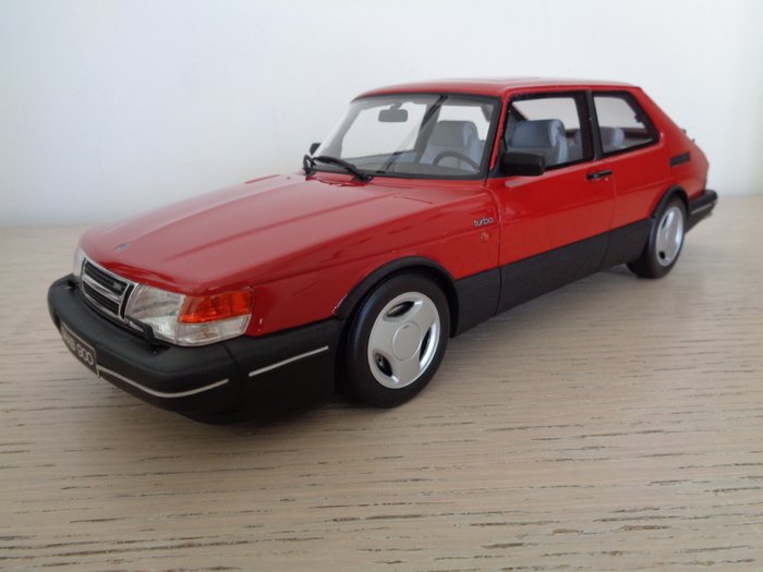 Otto Mobile - Scale 1/18 - Saab 900 Turbo - Red