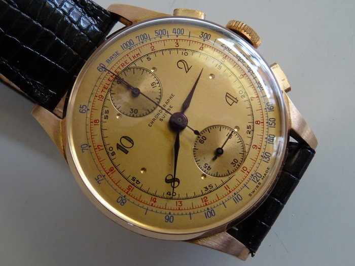 Chronograph Swiss Venus 170 – 18 kt  vintage men's wristwatch, 1940s/1950s – New old stock
