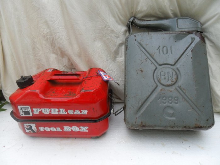 Paddy Hopkirk toolbox and fuel can in one plus 10 litres jerrycan - 1960s, 1970s