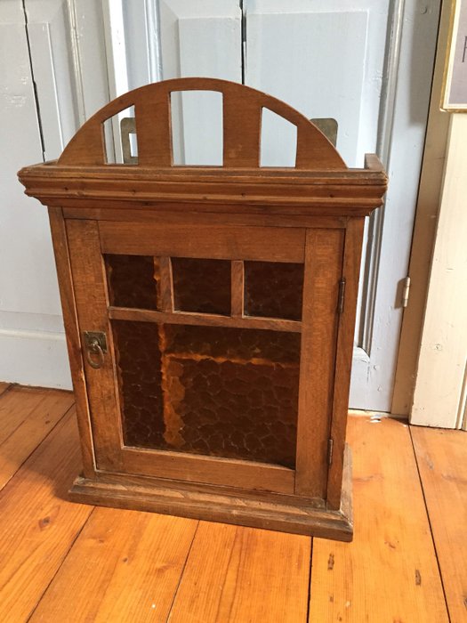 Antique Wooden Medicine Cabinet Approx, Antique Wooden Medicine Cabinets