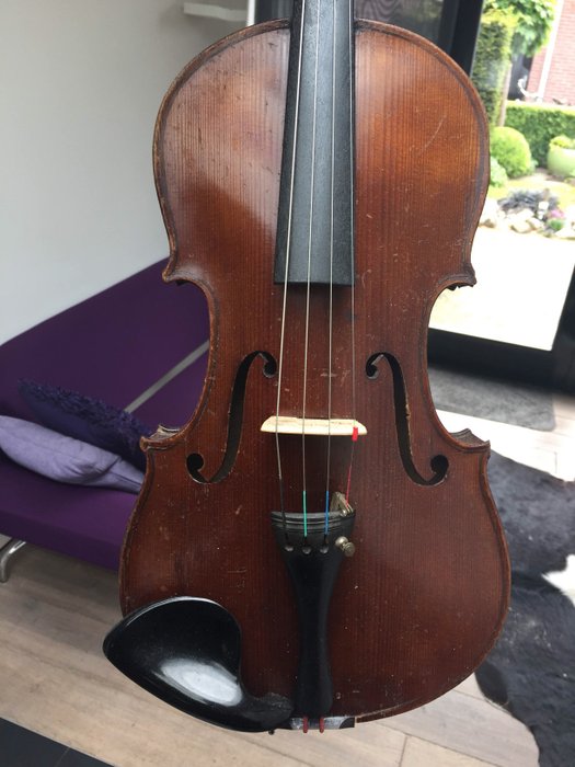 Old violin, label: JHZ