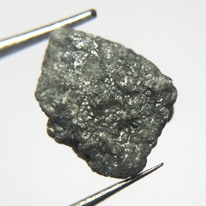 Raw Carbonado diamond – 9.12 x 7.07 x 3.55 mm – 1.63 ct
