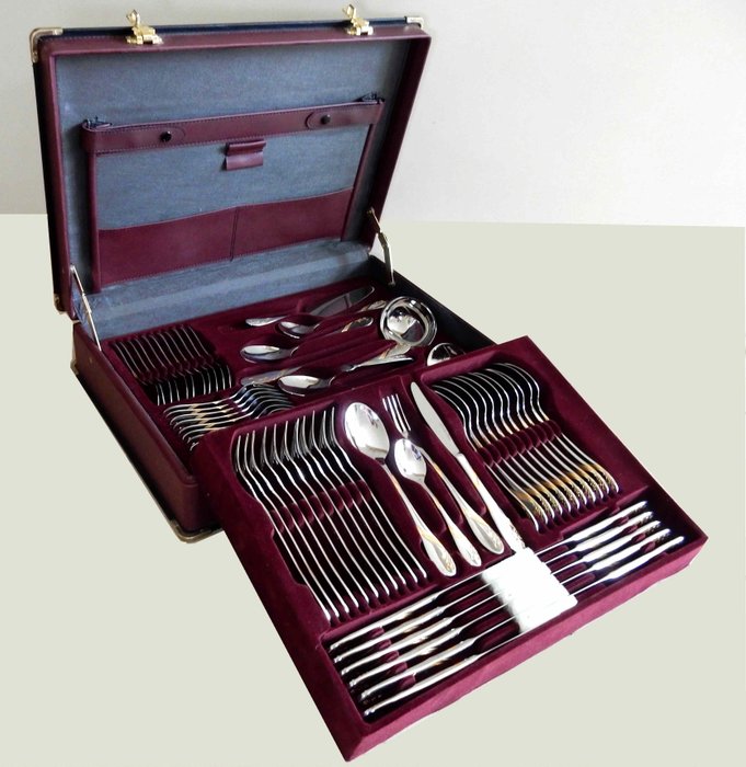 Nivella Solingen - Cutlery set for 12 people in stainless steel 18/10 with 23/24 cts gilded motifs - 70 pieces