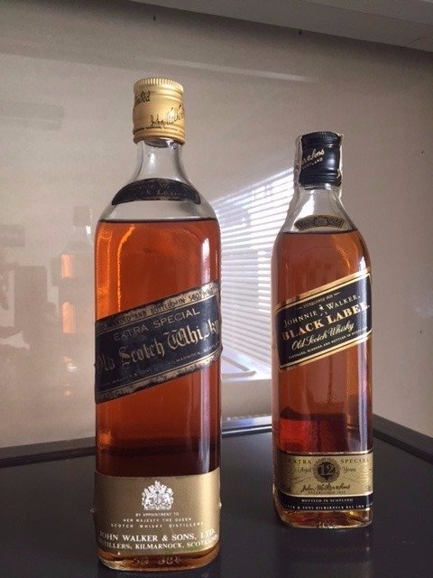 2 bottles - Johnnie Walker Black Label 'Extra Special