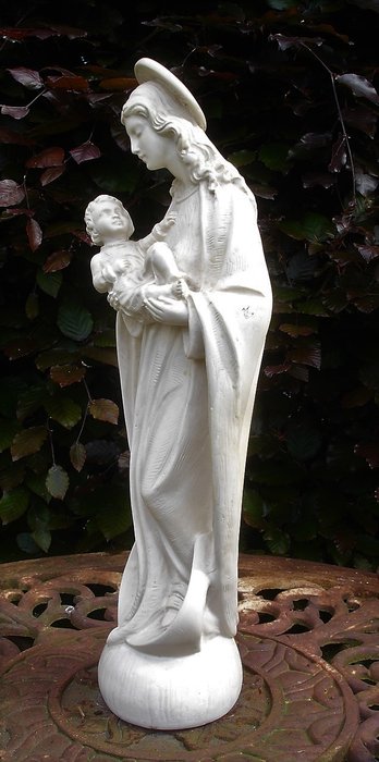 Plaster sculpture Madonna with baby Jesus, signed Guelfi