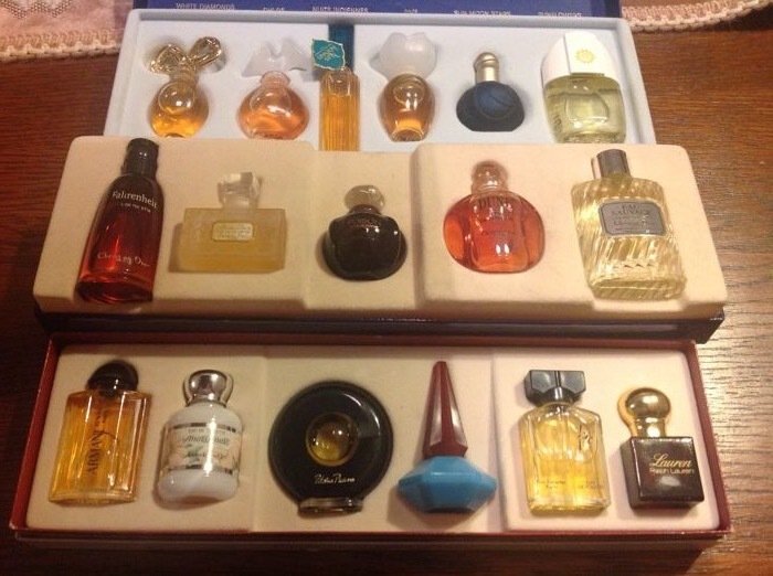 17 unique perfume bottle collection De Paris (ca 1990)