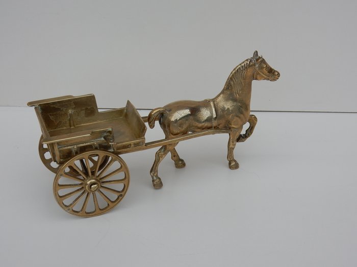 Copper horse and carriage