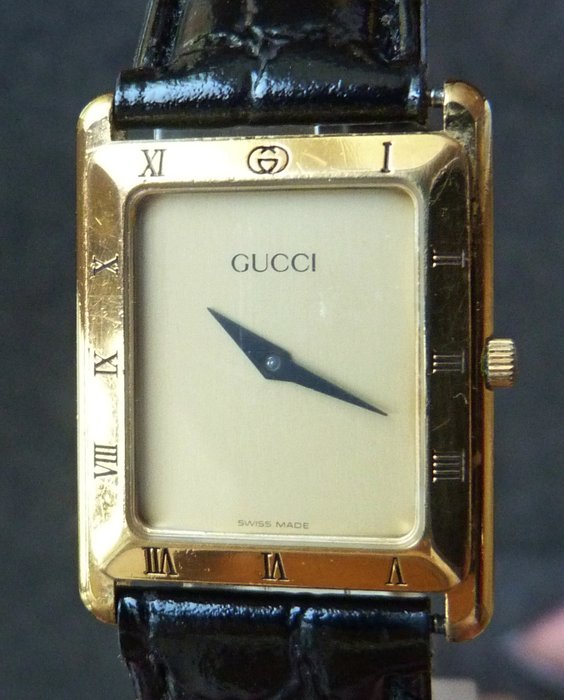 gucci watch 4200m