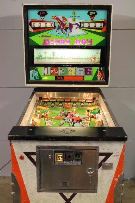 WILLIAMS DERBY DAY Pinball machine with backglass animation