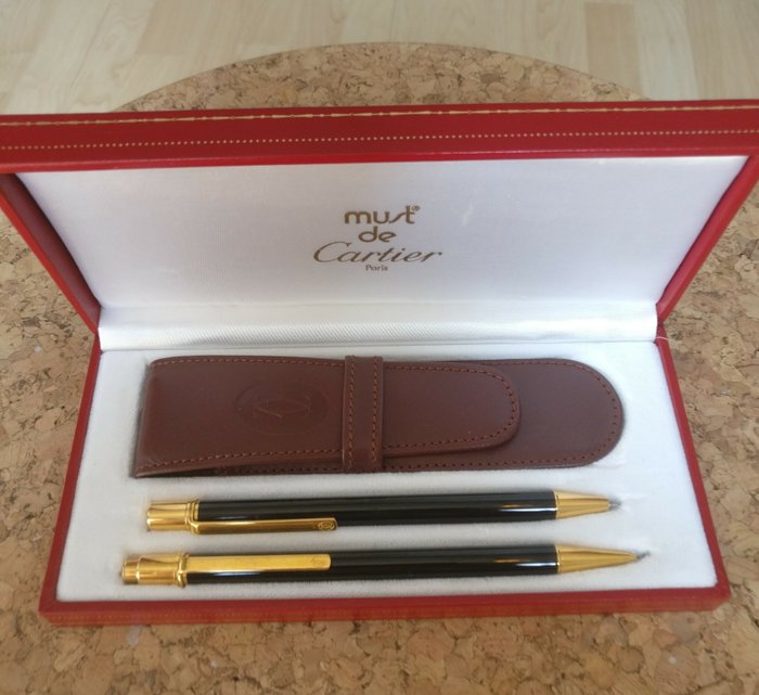 Cartier pen and pencil set with leather 