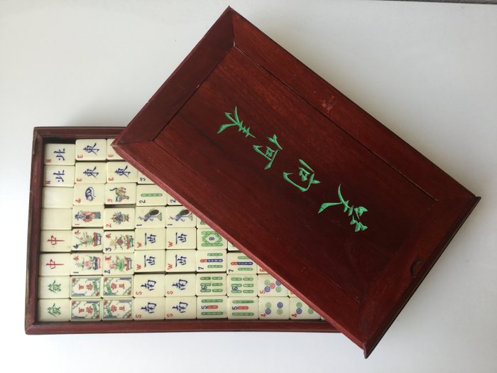 Doorlaatbaarheid Worstelen Zonder hoofd Mooi oud mahjong spel - China - jaren 50 - Catawiki