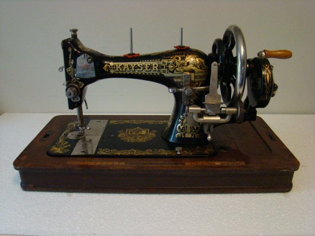 Kayser sewing machine, Germany, ca 1920