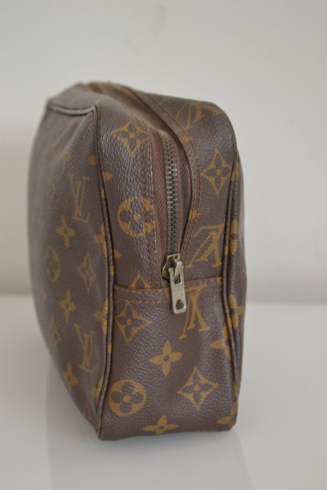 Louis Vuitton - Wash Bag - Catawiki