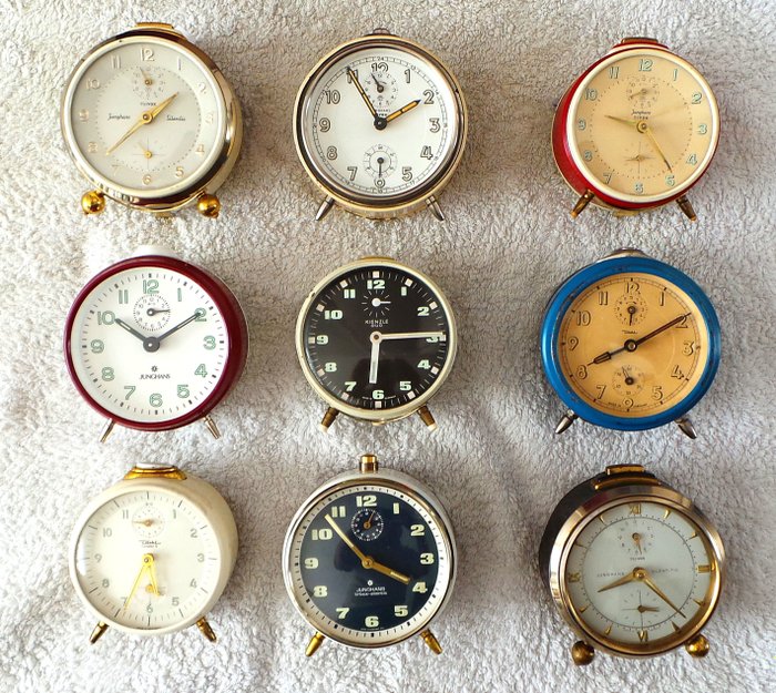 Collection of 9 alarm clocks - Junghans, Kienzle & Deihl - Date: around 1970-1980