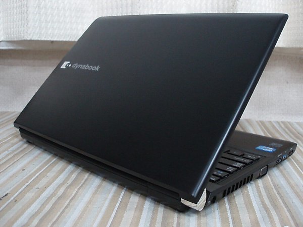 Toshiba Dynabook R732/H Laptop - Core i5 3340M (2.7GHz) - 4GB RAM