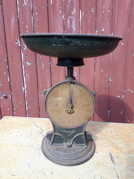 Antique Salter family scale no 50