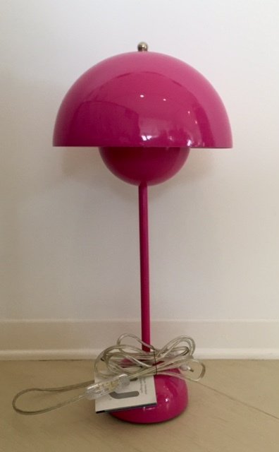 Verner Panton for Unique Interior – FlowerPot VP3 table lamp.