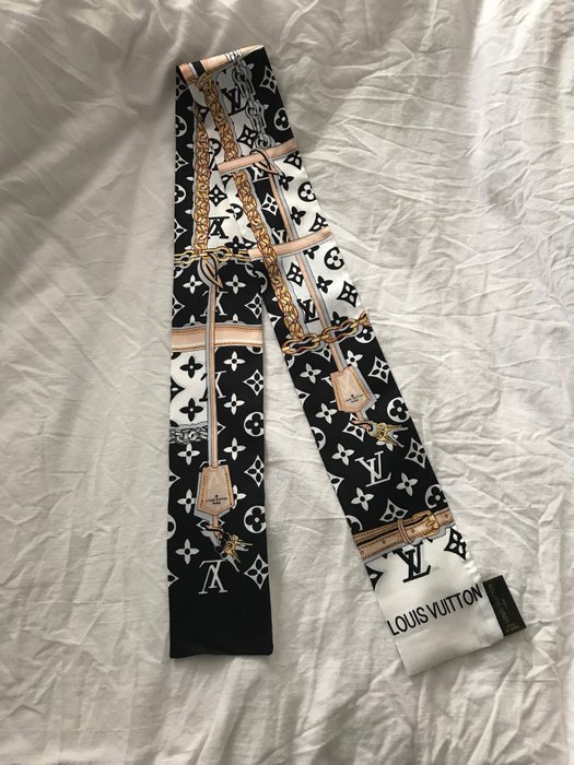 Louis Vuitton &#39;confidential&#39; bandeau scarf – No Reserve price - Catawiki