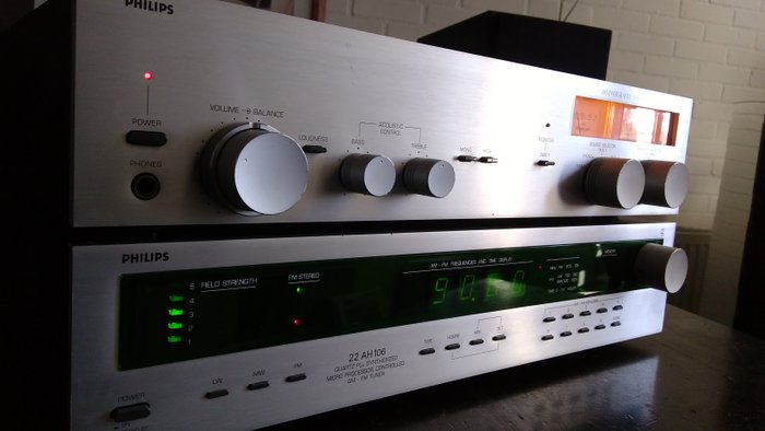 Philips 22 AH 305 amplifier and AH 106 tuner out