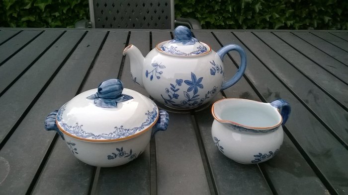 Rörstrand Ostindia Sweden Teapot with sugar pot and milk jug, mint condition