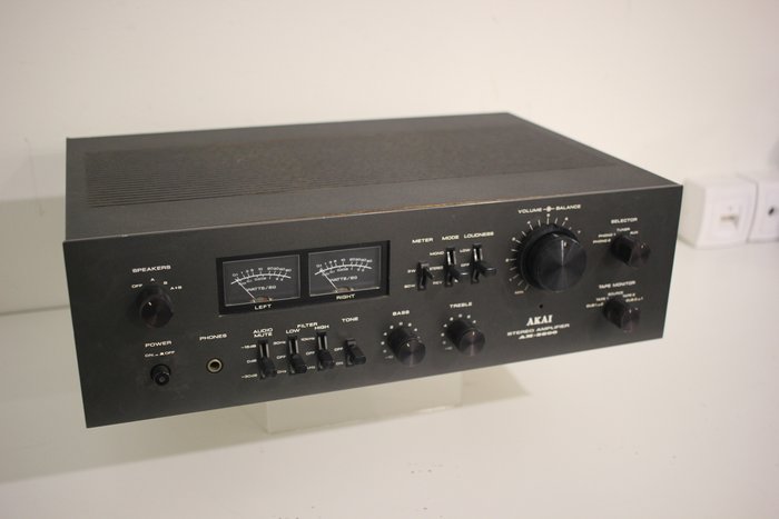  Akai AM-2600 - Vintage Stereo Versterker 
